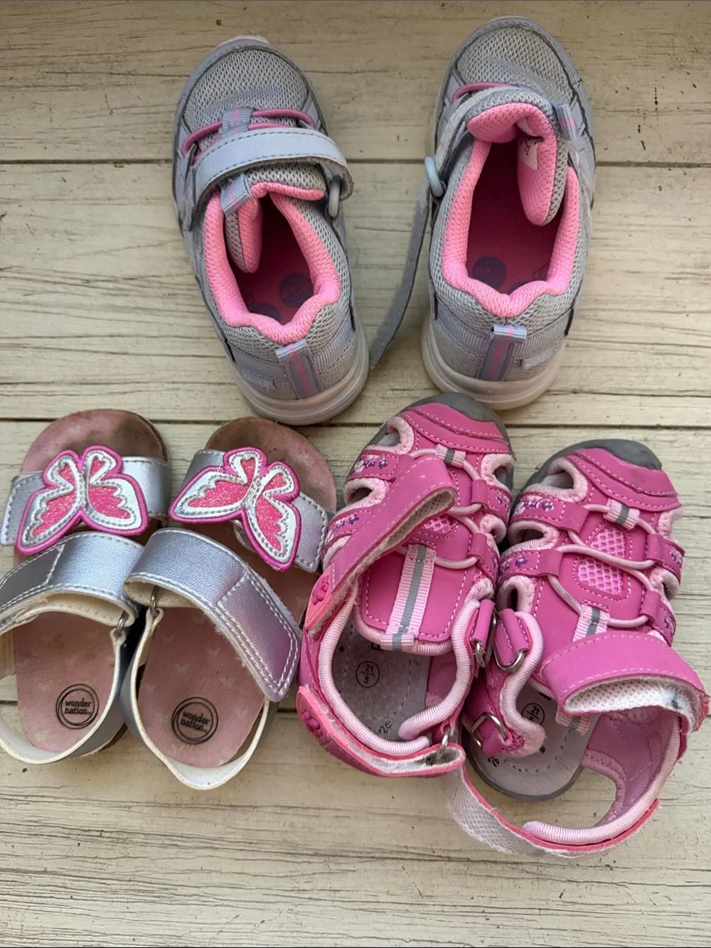 wonder nation Pink Sporty Hook-and-Loop Kids Sandals